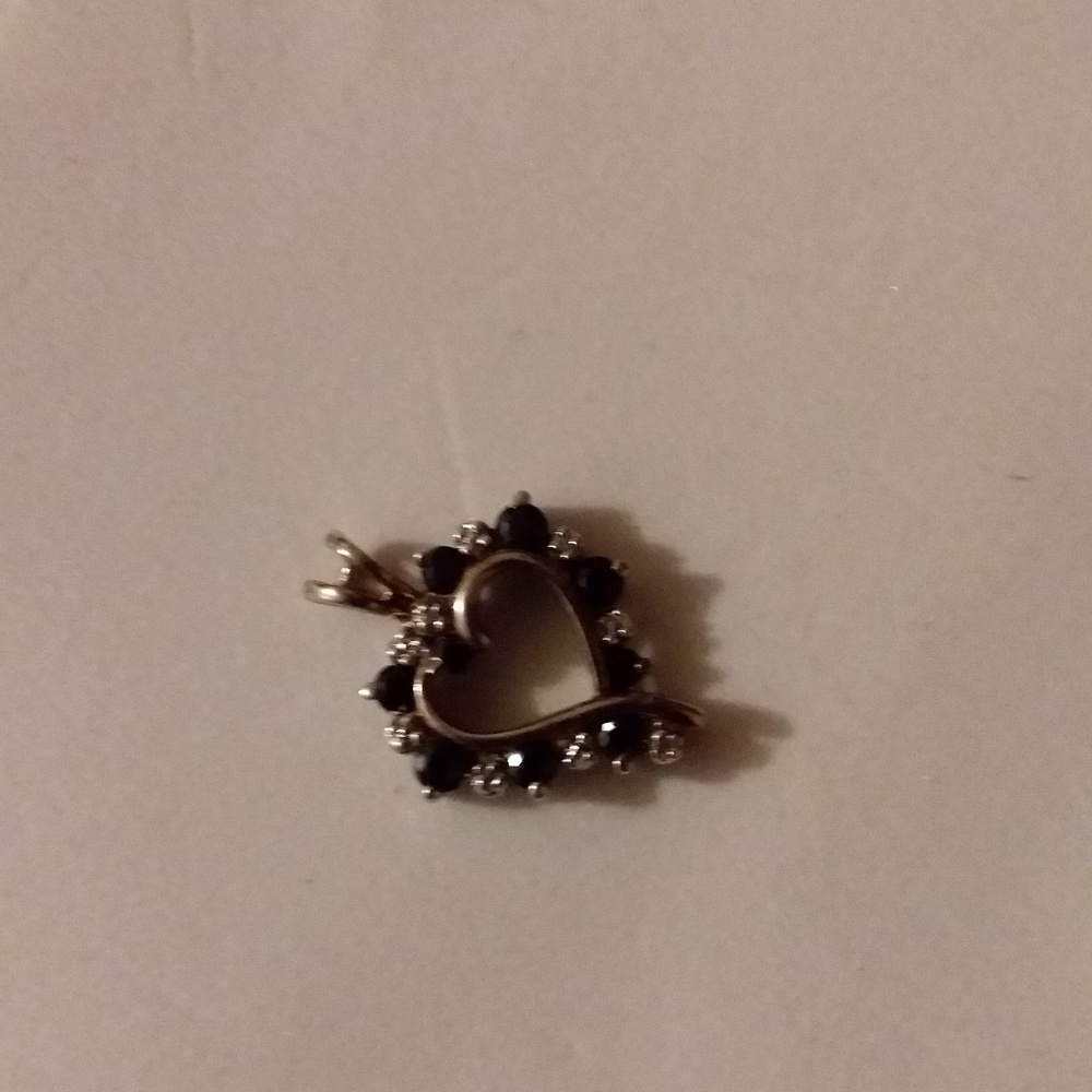 2.4g solid silver, genuine diamond and blue stone